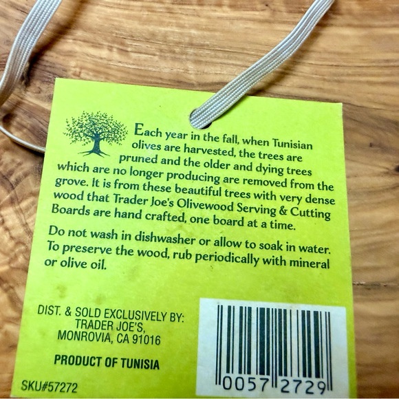 NWT Trader Joe's Olive Wood Serving & Cutting Board - Picture 6 of 8